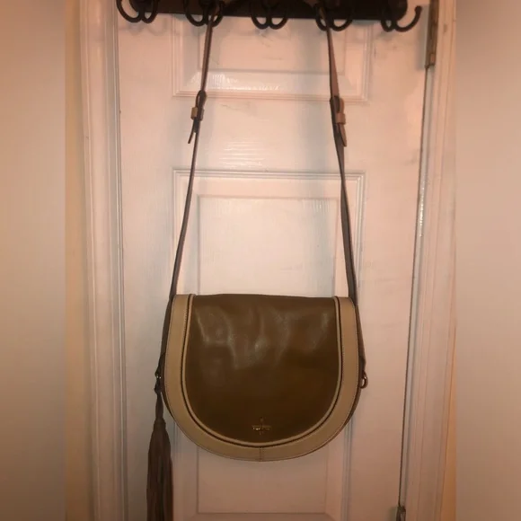 Pour La Victoire Leather Shoulder Bag - Picture 3 of 12